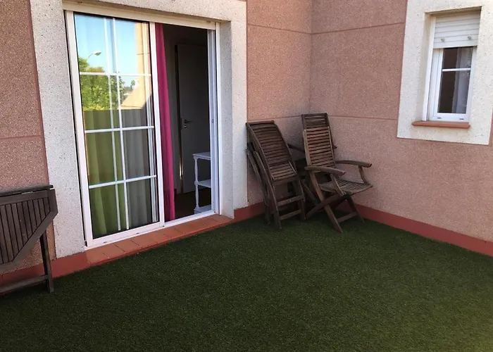 Familia Anfitriona Acoge Terraza